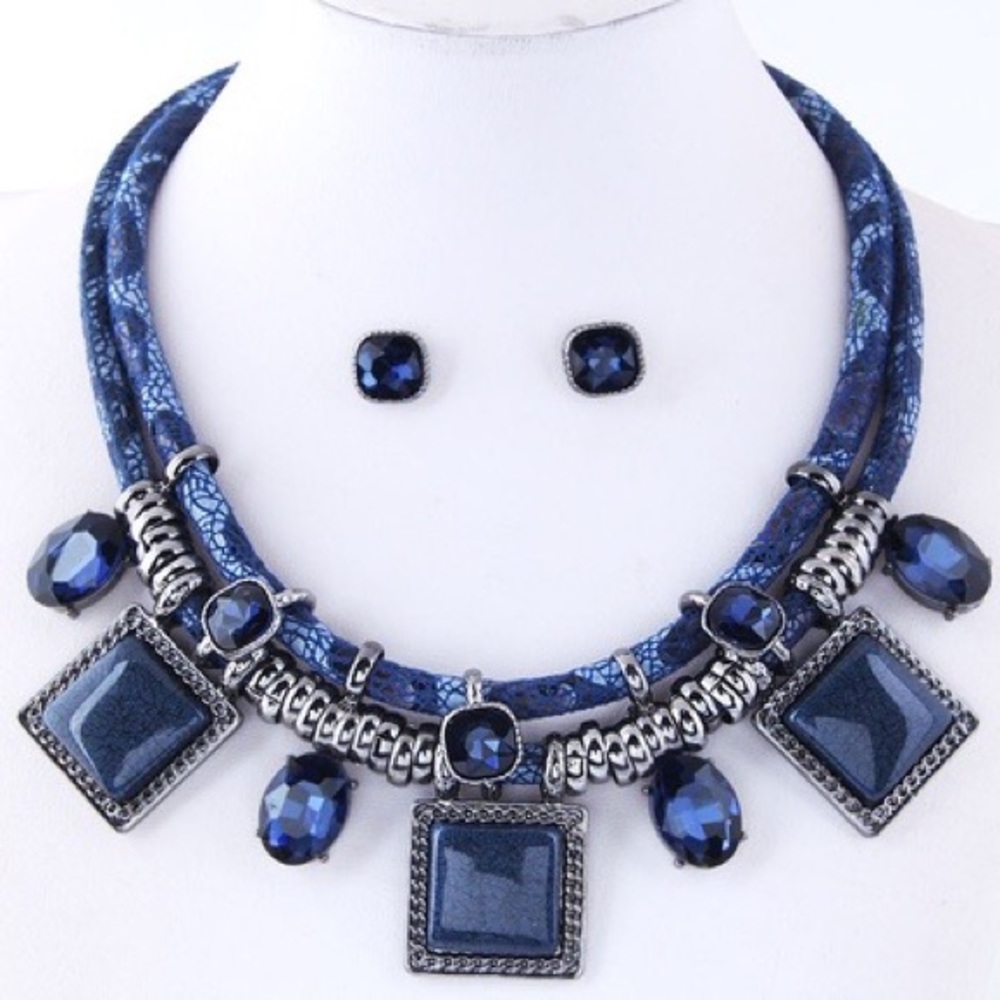 Blue Stone And Rhinestone Rope Necklace and Earrings Set